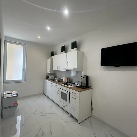 Apartman M2 *